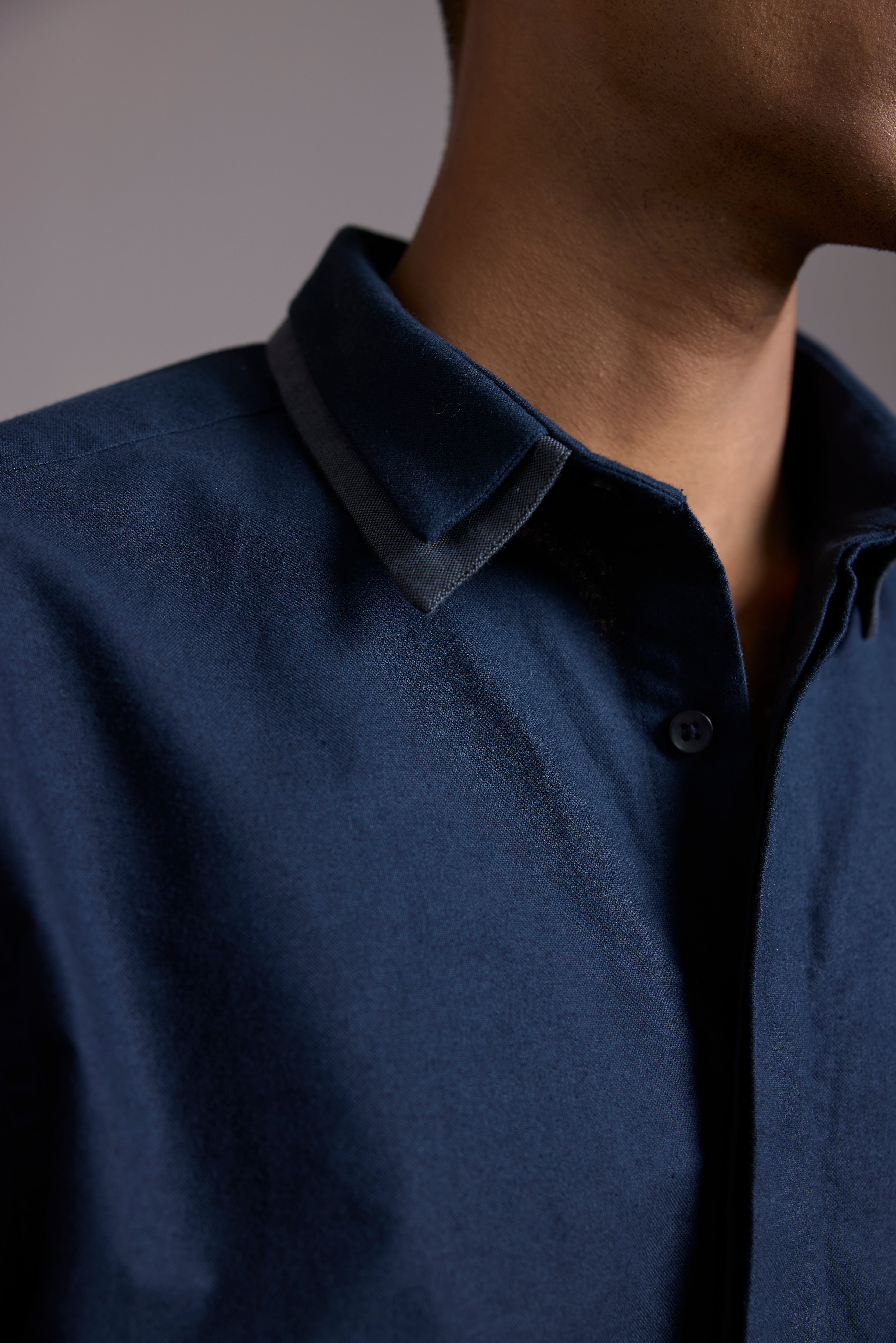 MIDNIGHT CONTRAST OXFORD SHIRT
