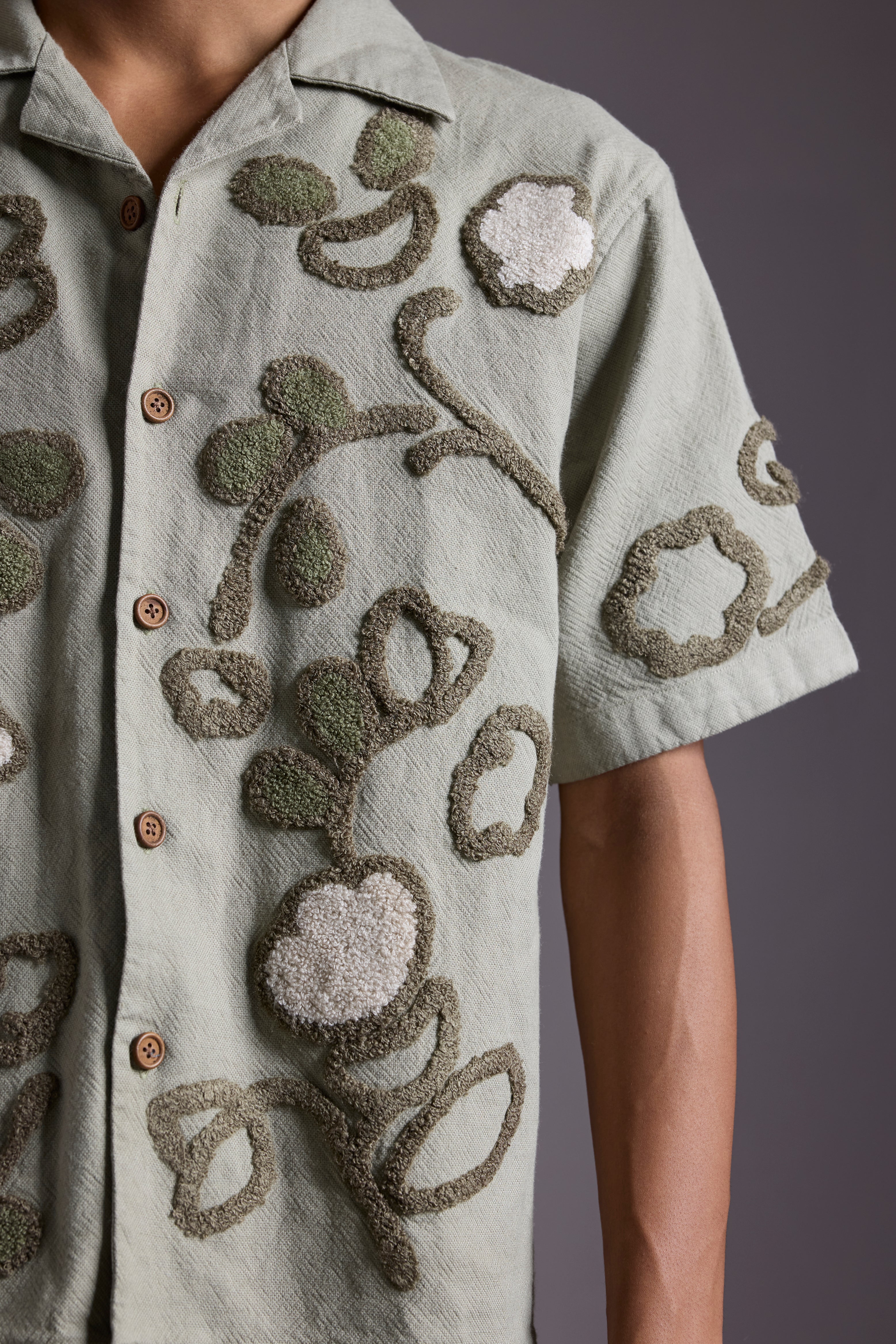 JUTE BLOOM EMBROIDERY SHIRT