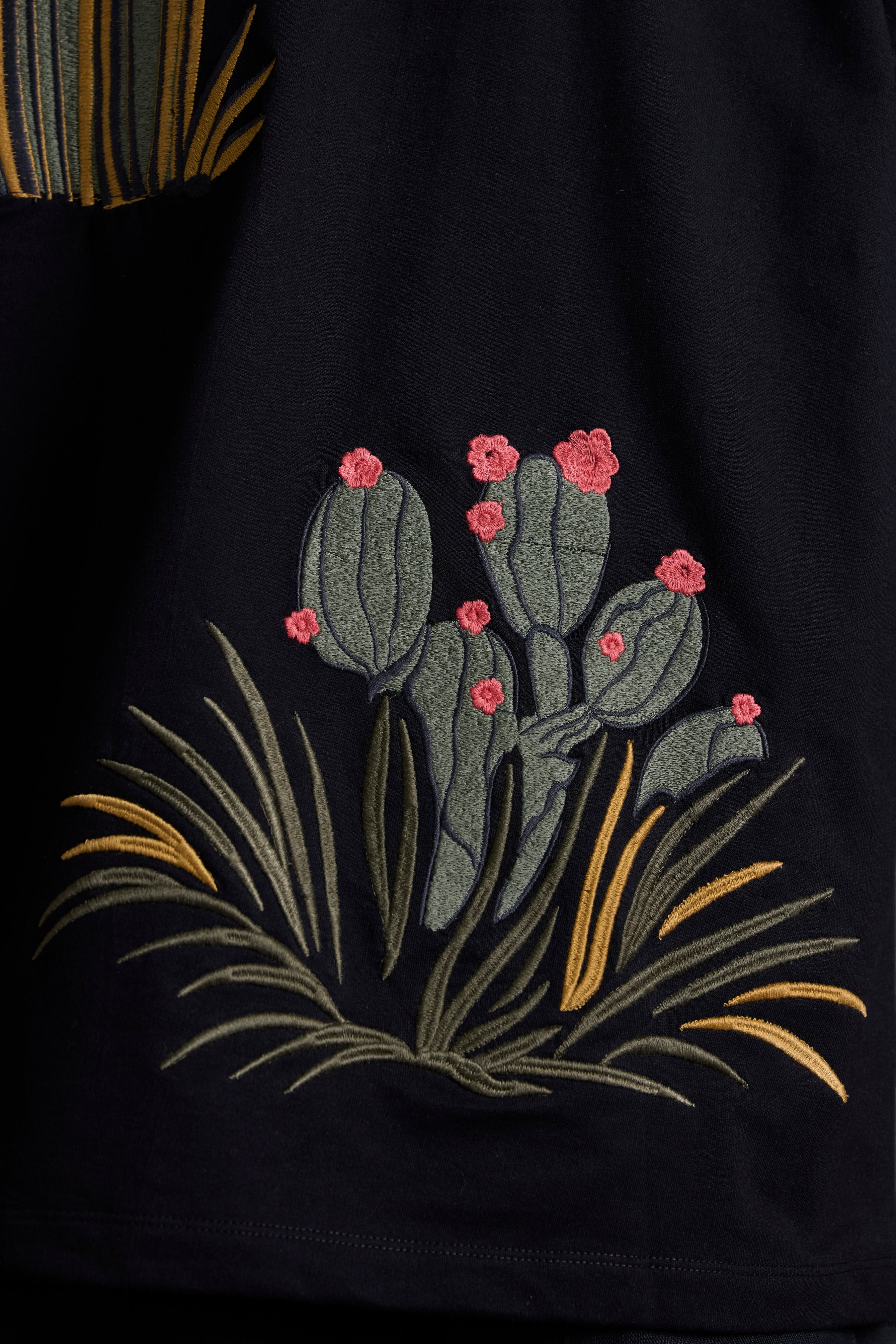 DESERT BLOOM T-SHIRT