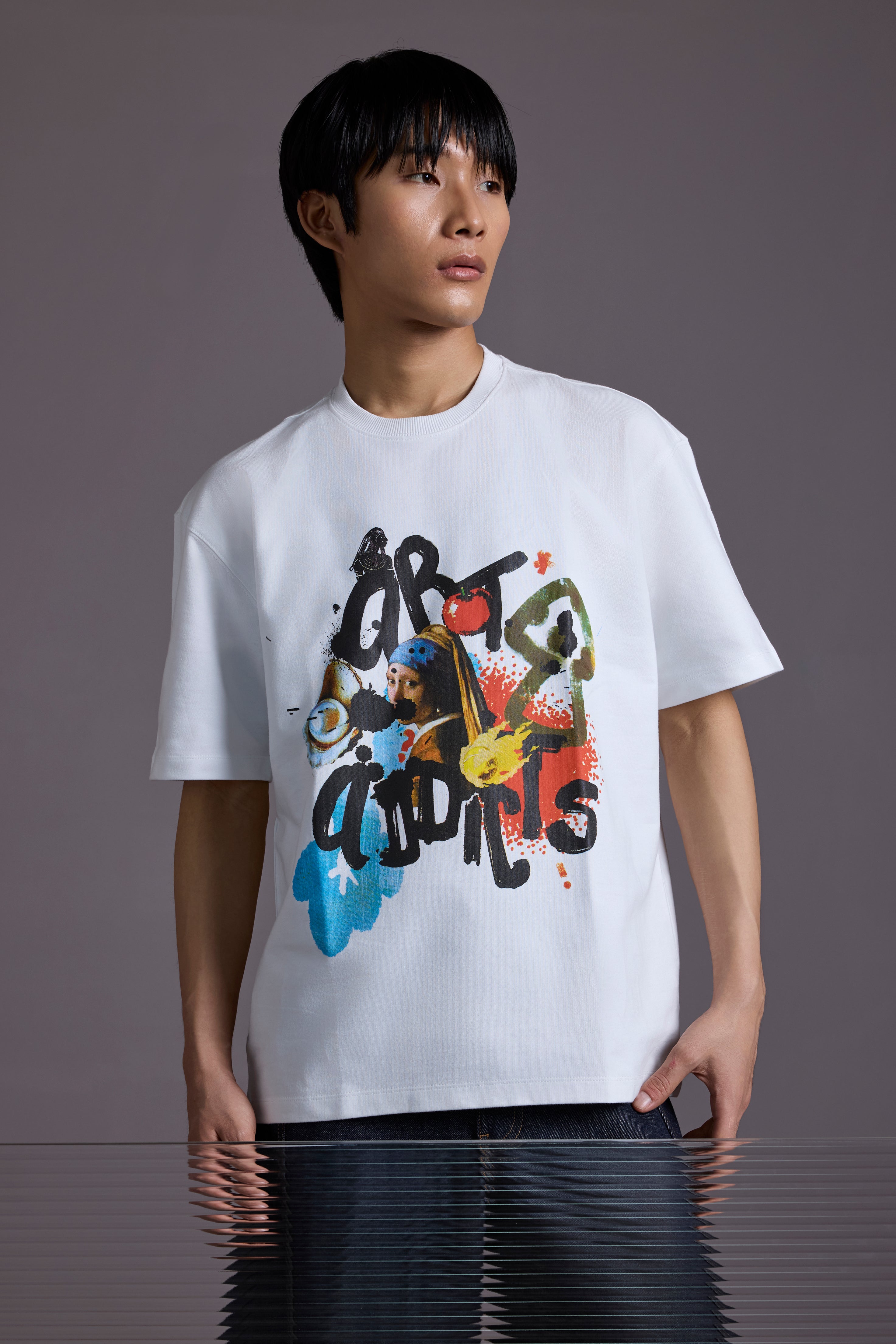 ART ADDICTS T-SHIRT