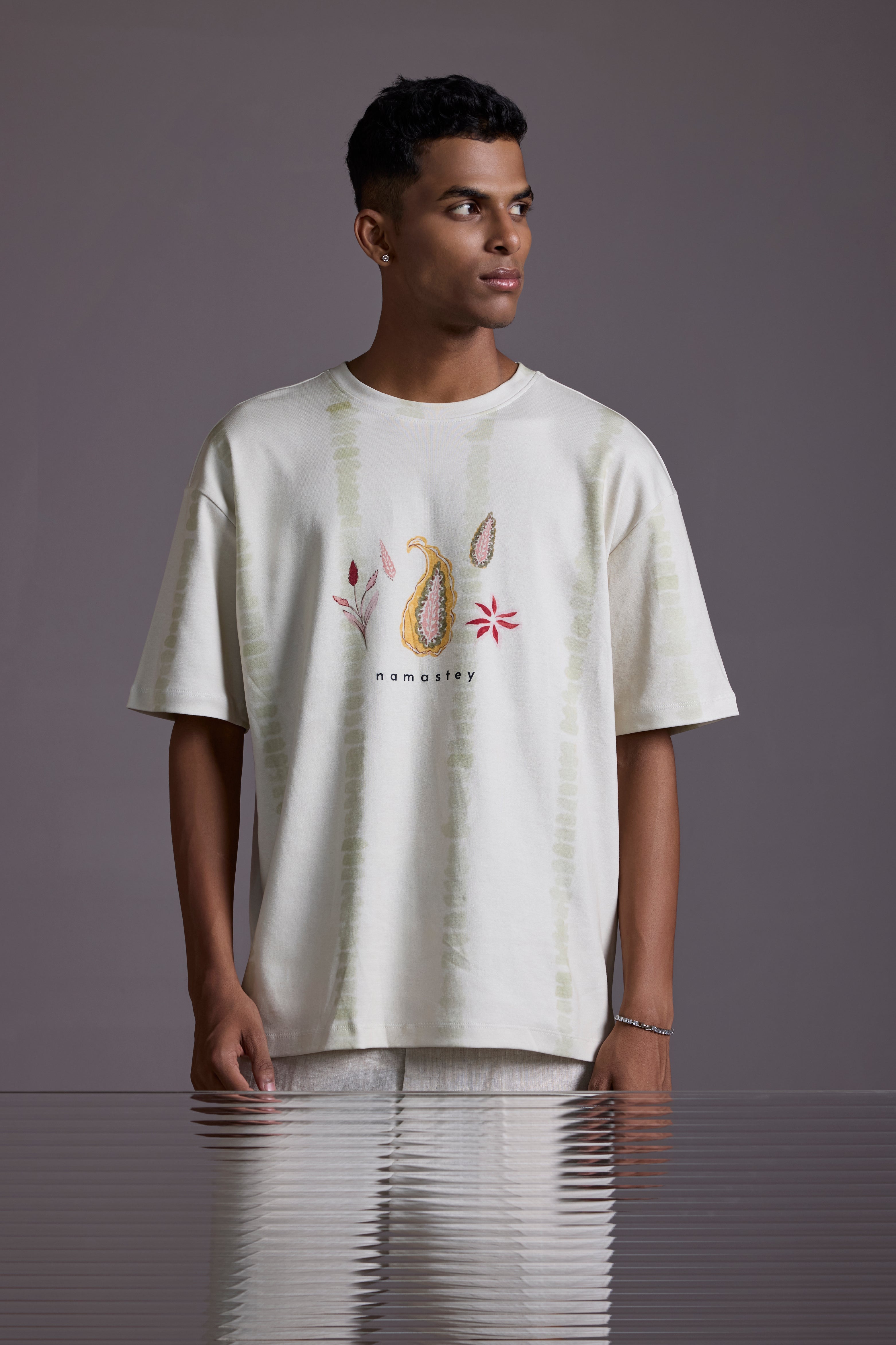 NAMASTEY INDIA T-SHIRT